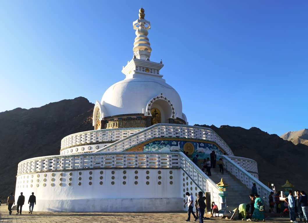 shanti stupa leh