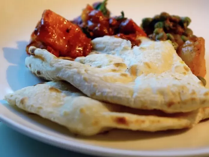 naan, khamiri, bread, snack, indian, masala, chicken, spicy, meat, brown meat, brown bread, brown chicken, naan, naan, naan, naan, naan